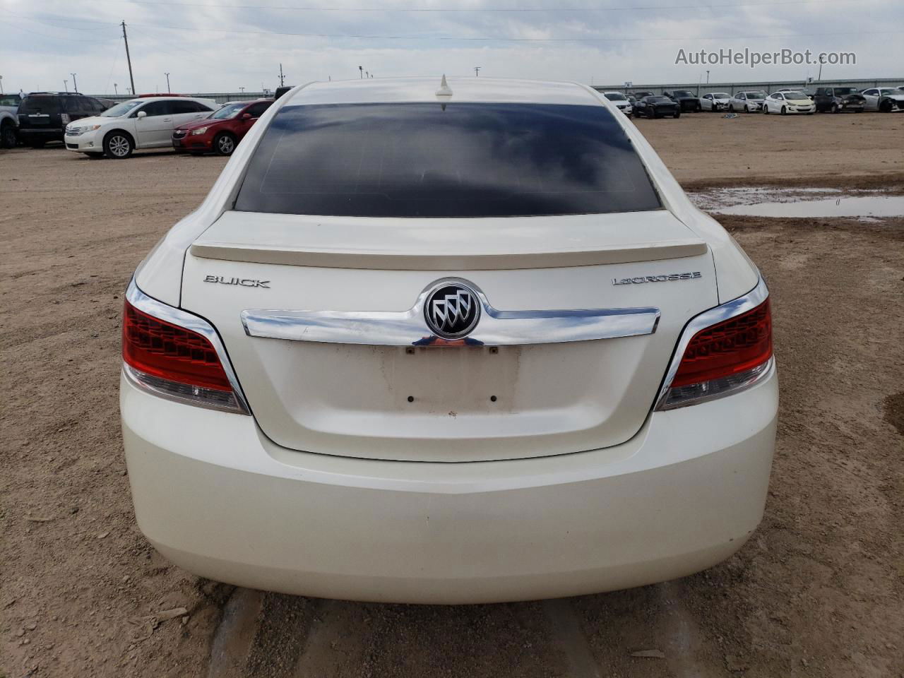 2013 Buick Lacrosse  White vin: 1G4GA5ER1DF162654