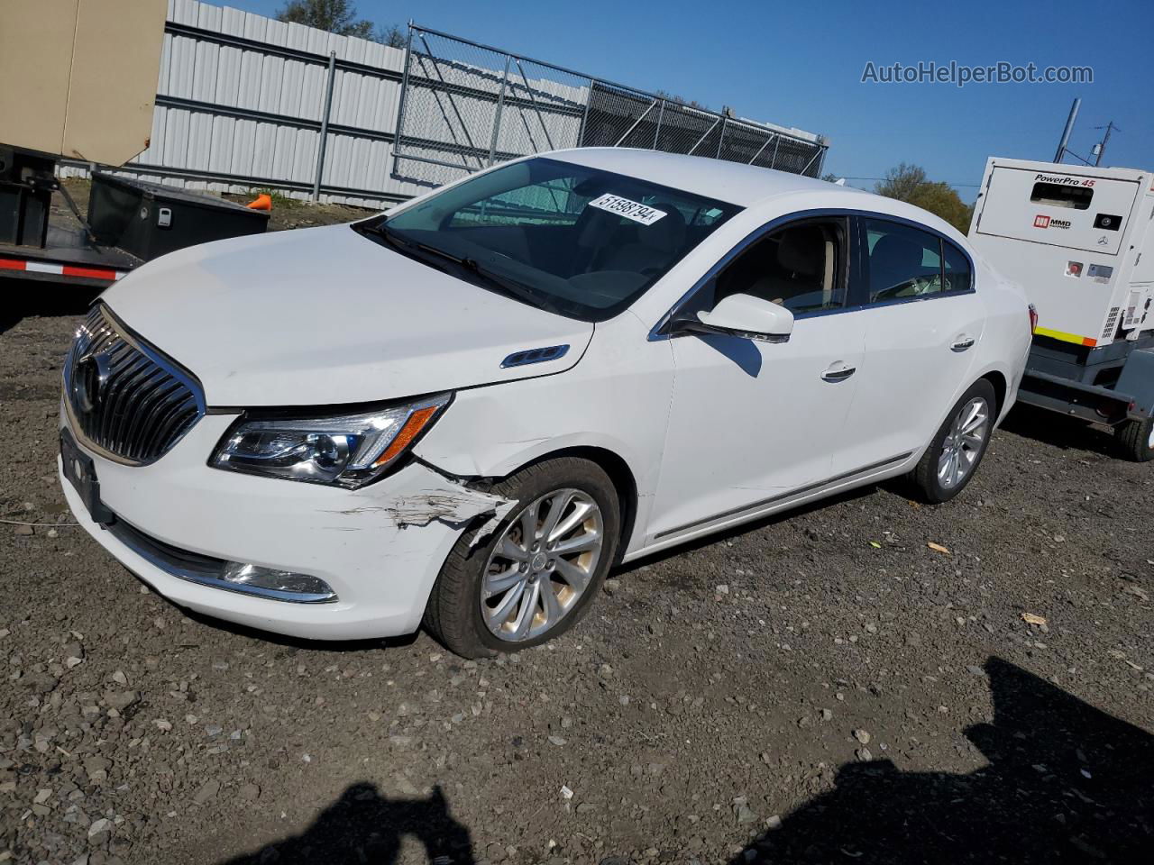 2014 Buick Lacrosse  White vin: 1G4GB5G33EF105699