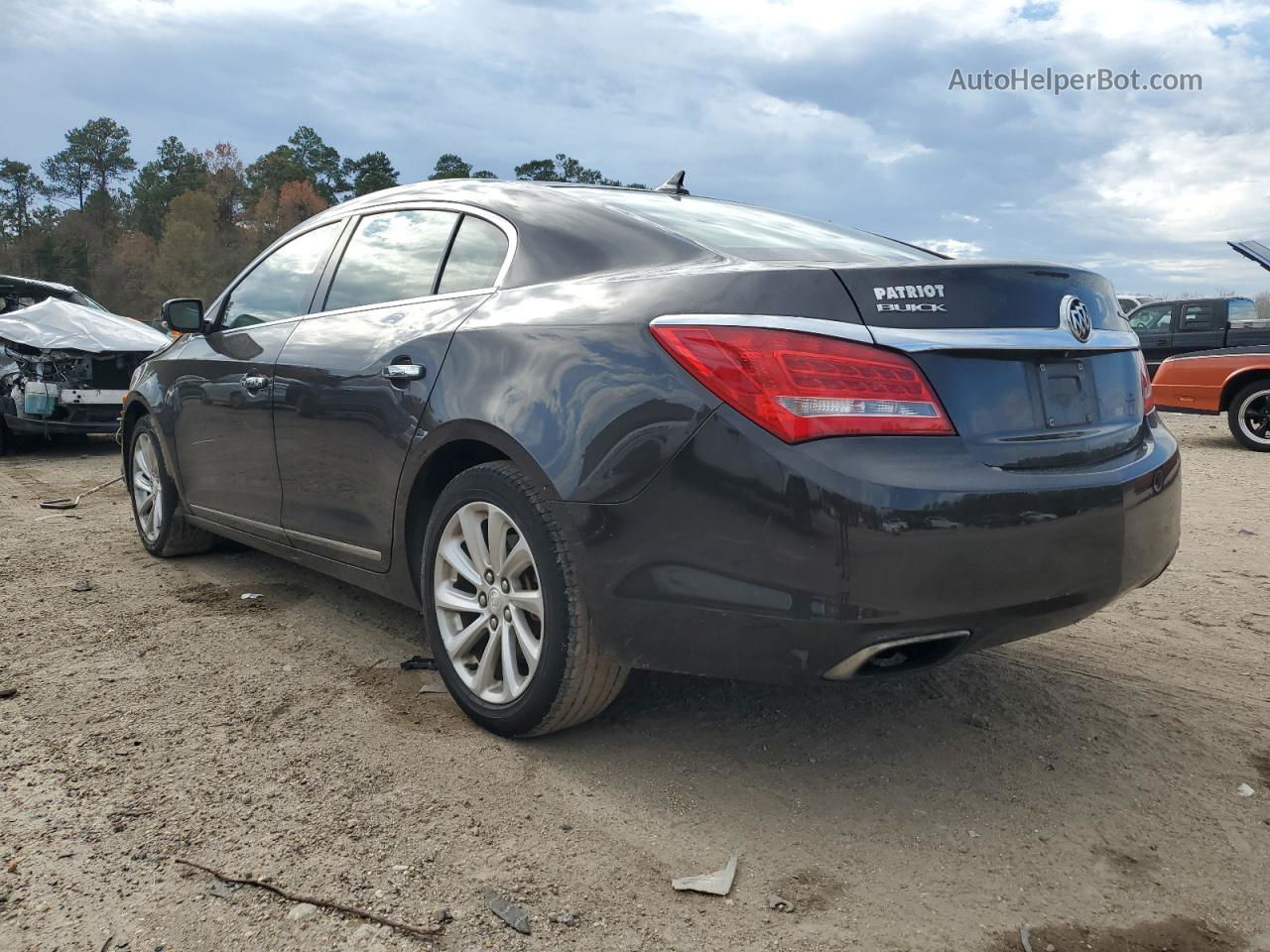 2014 Buick Lacrosse  Black vin: 1G4GB5G35EF142995