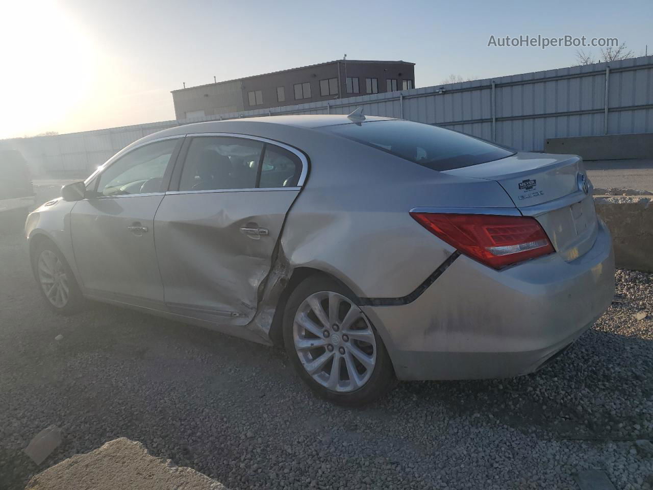 2014 Buick Lacrosse  Tan vin: 1G4GB5G39EF284542