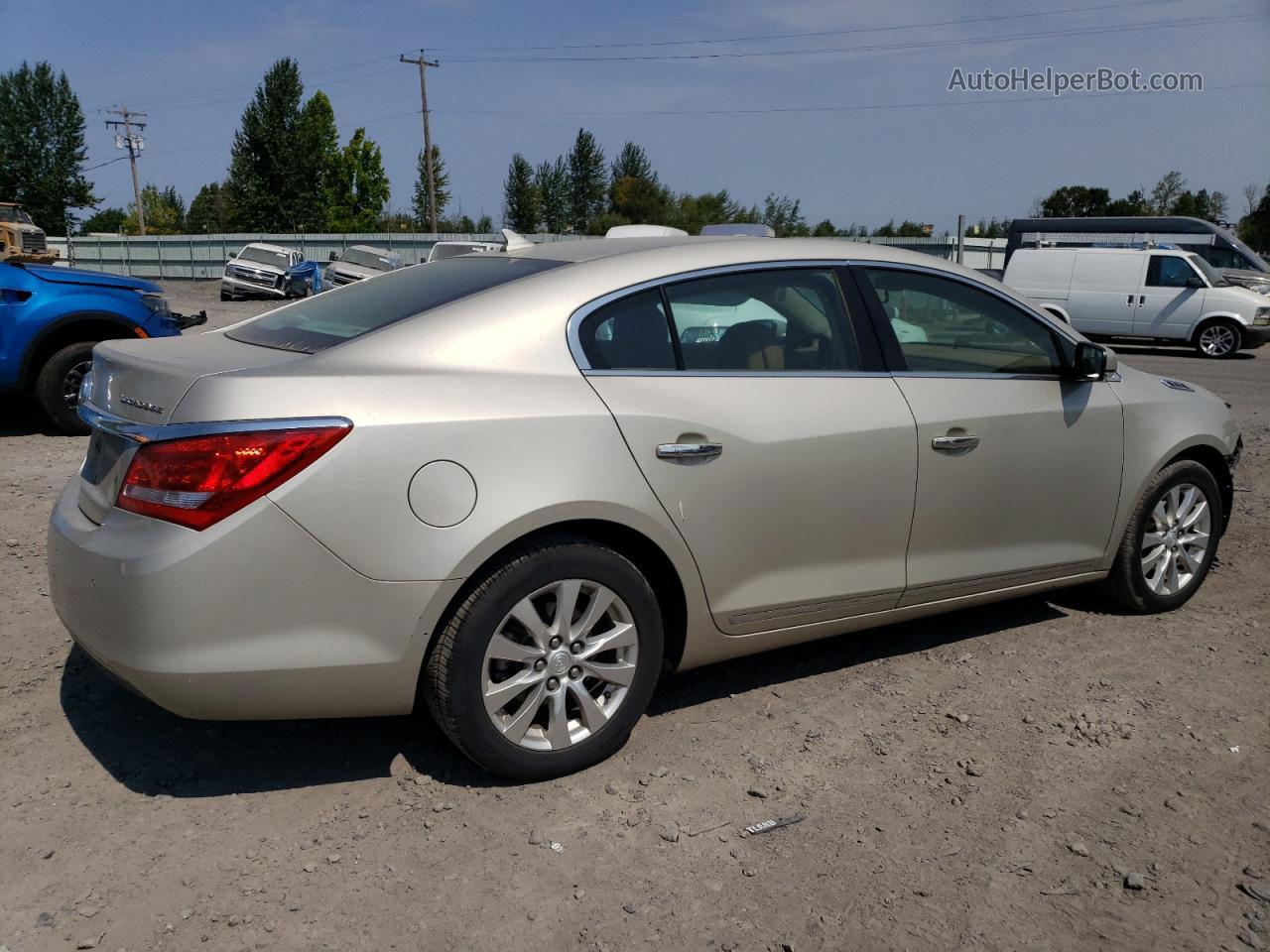 2014 Buick Lacrosse  Beige vin: 1G4GB5GR2EF302724