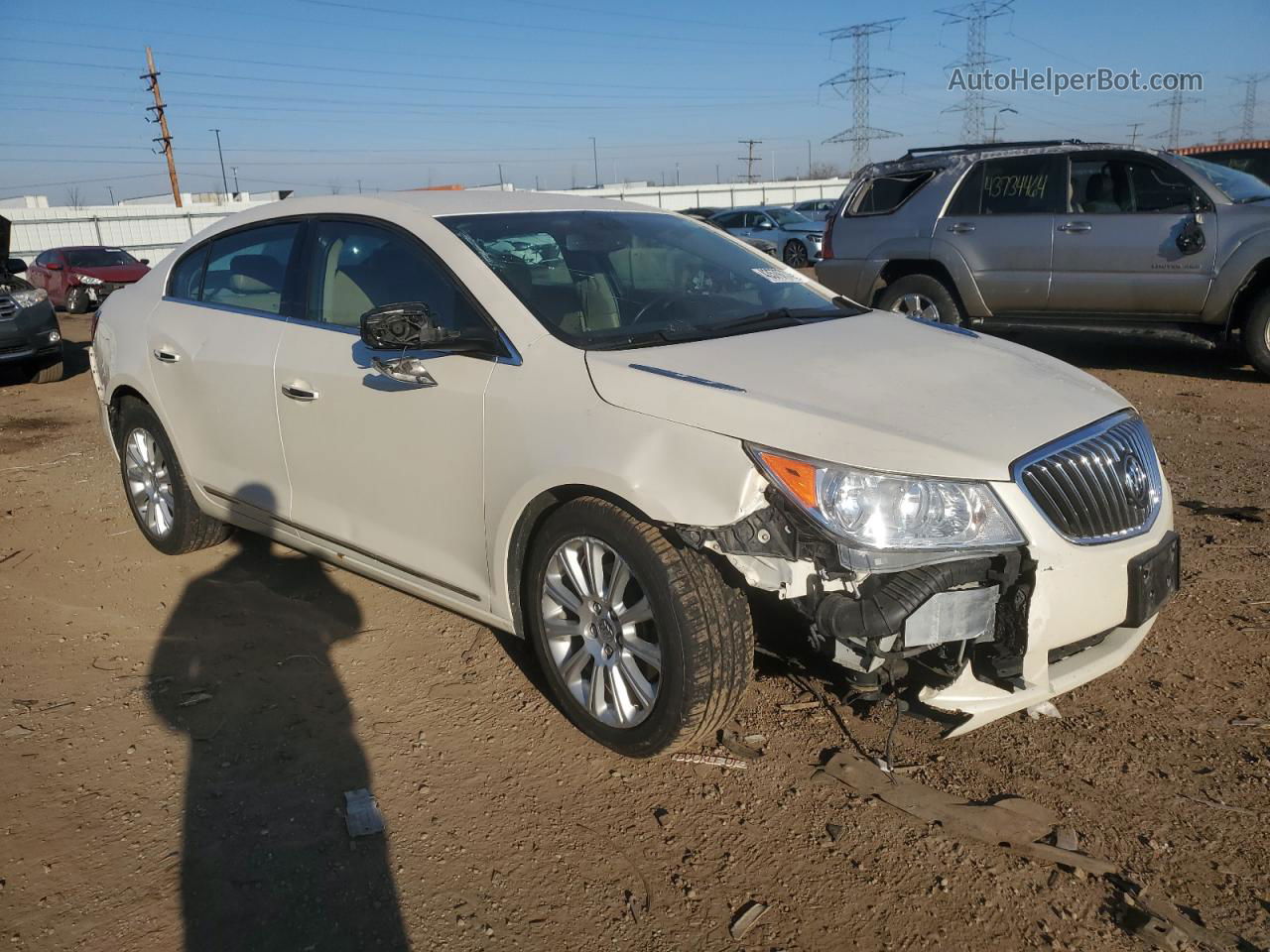 2013 Buick Lacrosse  White vin: 1G4GC5E32DF317251