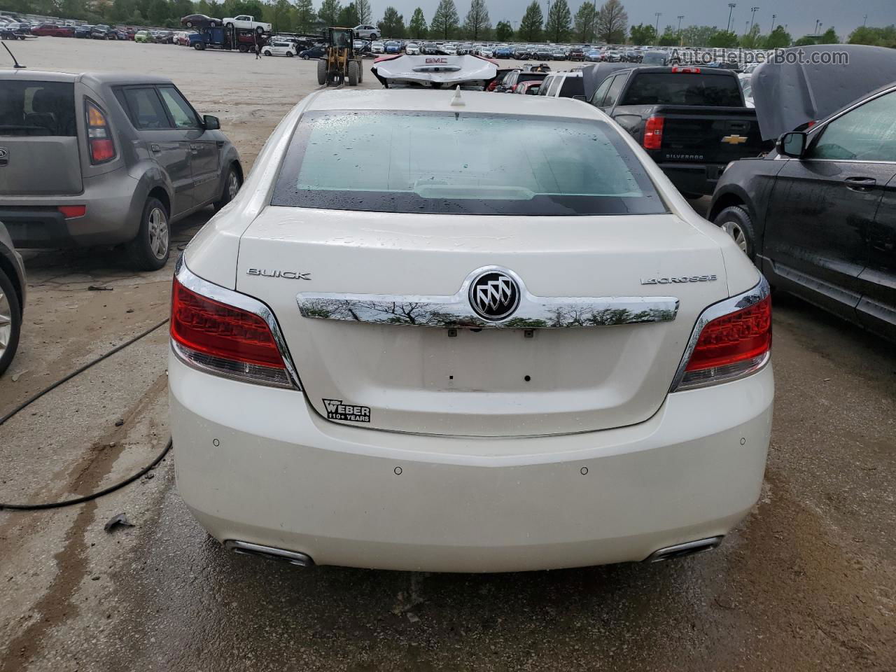 2013 Buick Lacrosse  White vin: 1G4GC5E37DF264420