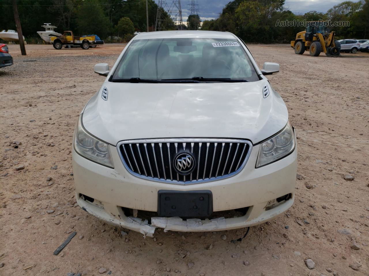 2013 Buick Lacrosse  White vin: 1G4GC5E37DF333879