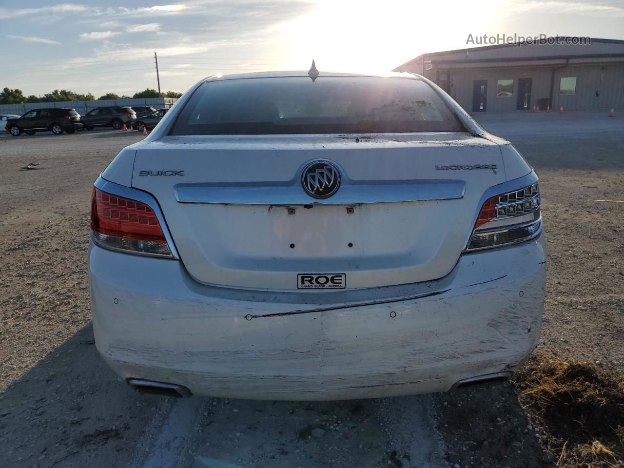 2013 Buick Lacrosse  White vin: 1G4GC5E38DF303645