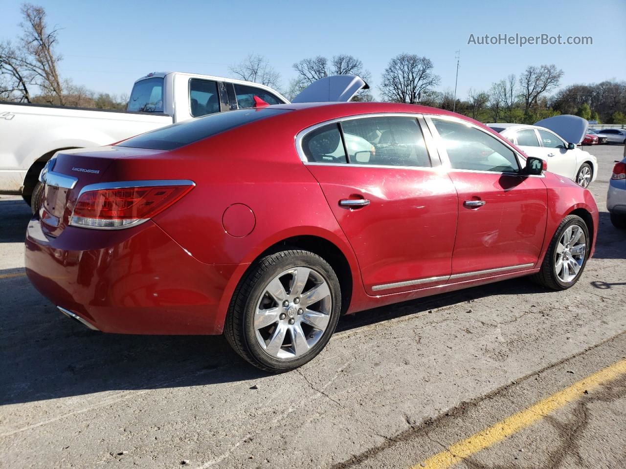 2013 Buick Lacrosse  Red vin: 1G4GC5E39DF122019