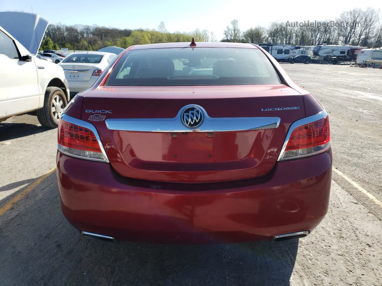 2013 Buick Lacrosse  Red vin: 1G4GC5E39DF122019