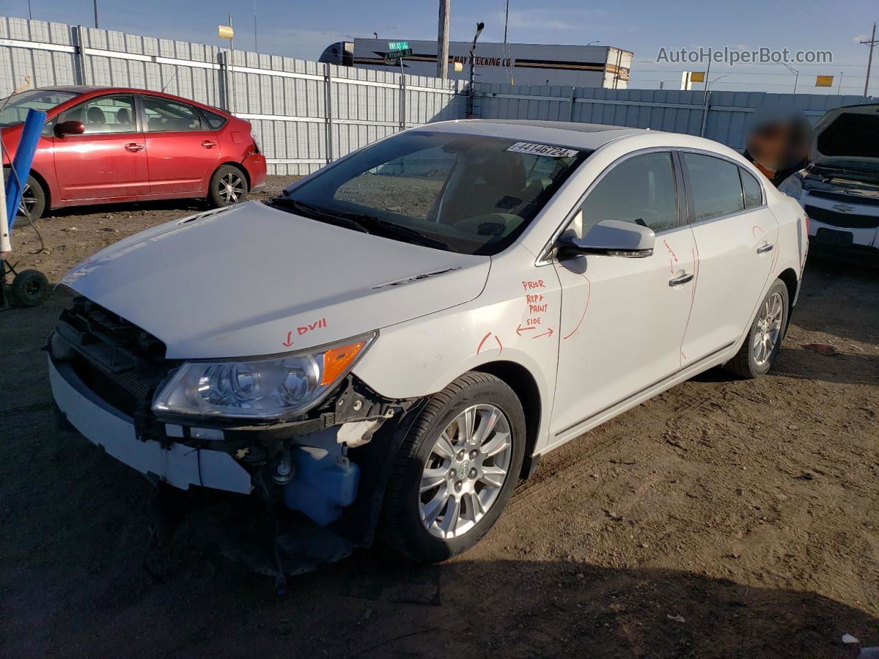 2013 Buick Lacrosse  White vin: 1G4GC5ER3DF294258