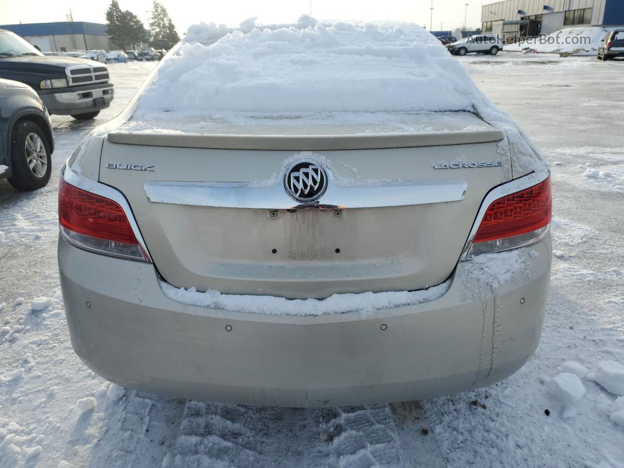 2013 Buick Lacrosse  Beige vin: 1G4GC5ER8DF251583