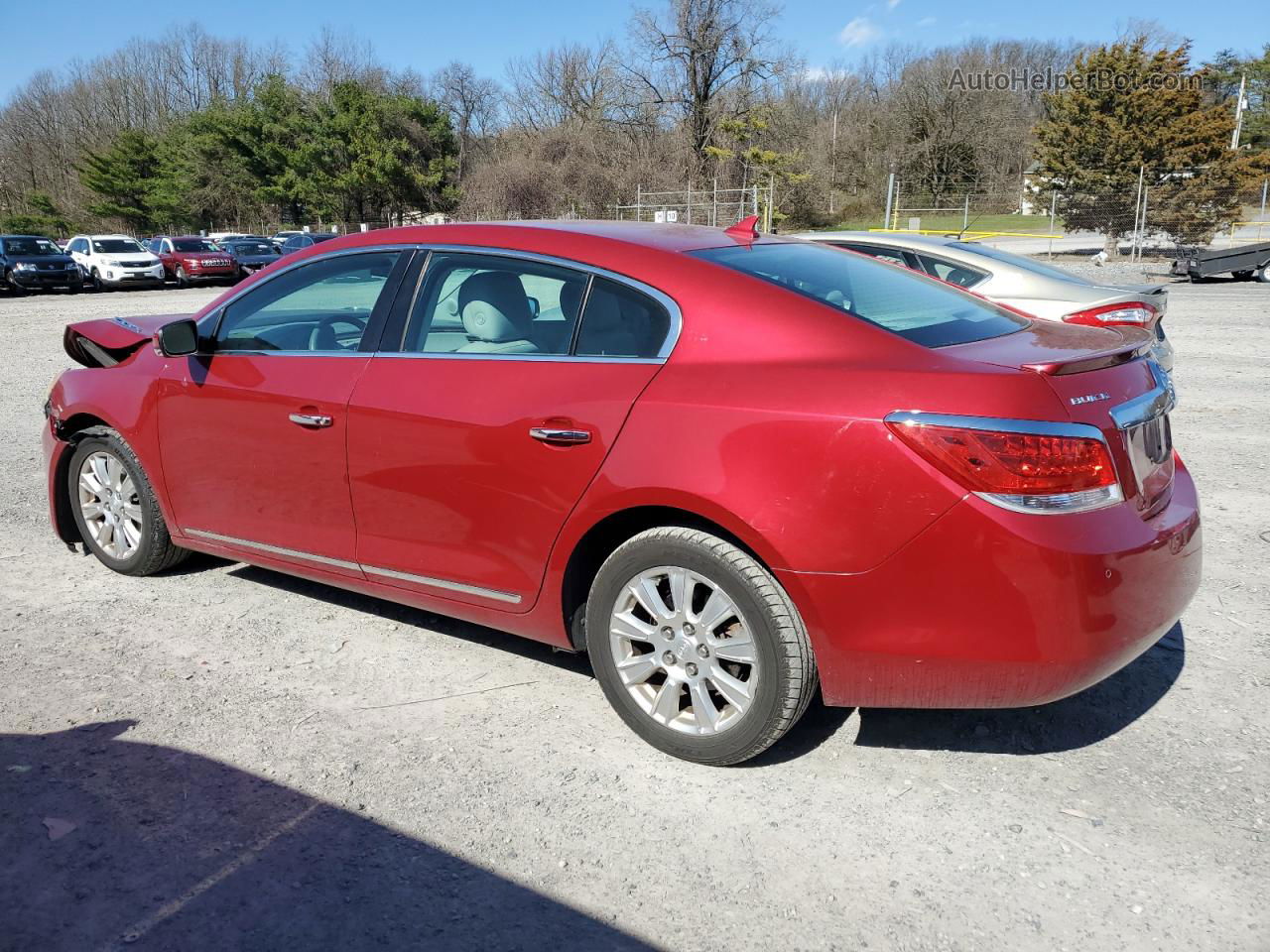 2013 Buick Lacrosse  Red vin: 1G4GC5ER8DF322409