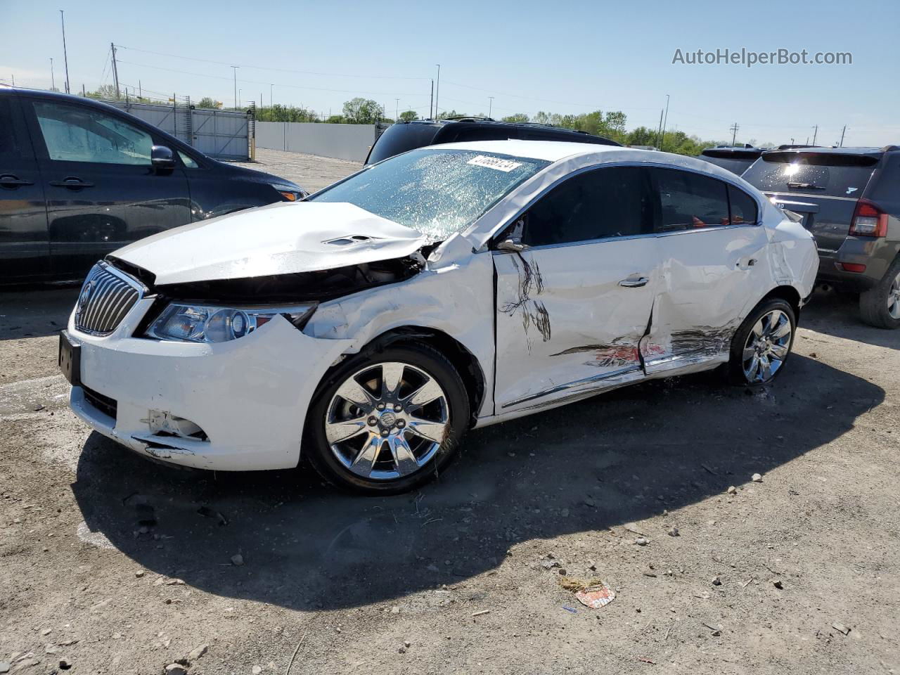 2013 Buick Lacrosse  White vin: 1G4GC5G32DF313147