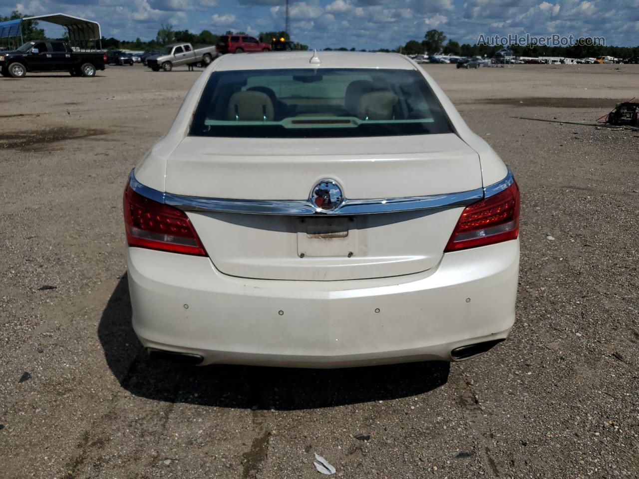 2014 Buick Lacrosse Premium White vin: 1G4GD5G31EF226404