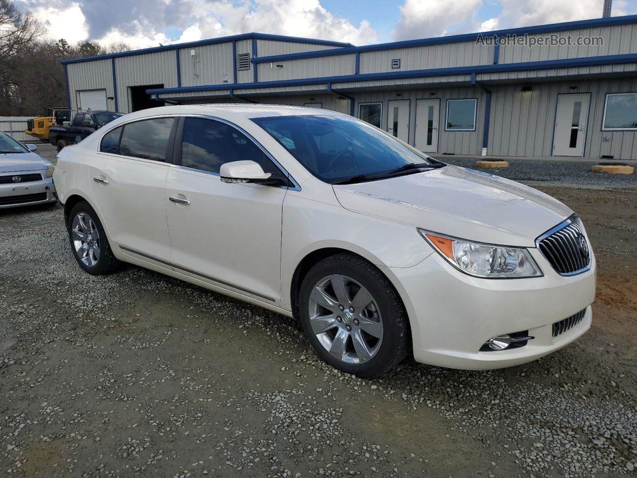 2013 Buick Lacrosse Premium White vin: 1G4GF5E30DF218564