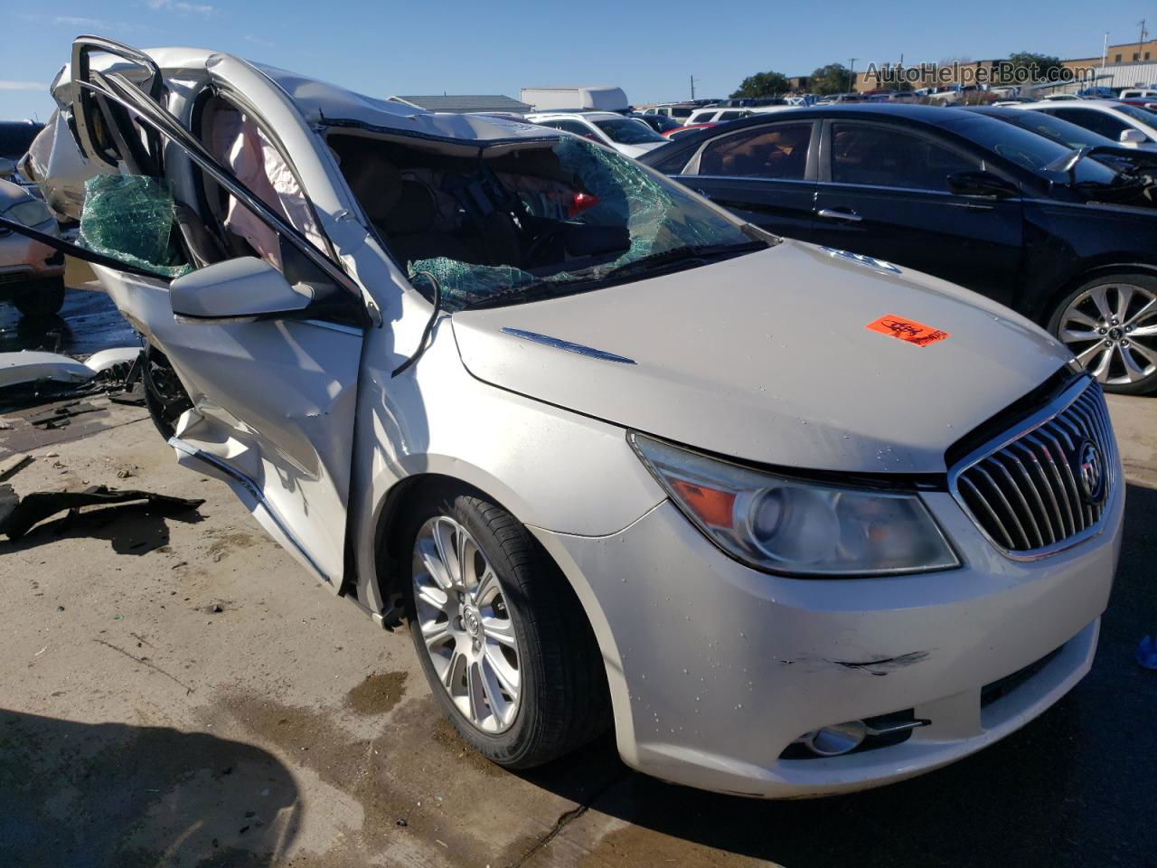 2013 Buick Lacrosse Premium White vin: 1G4GF5E37DF196319