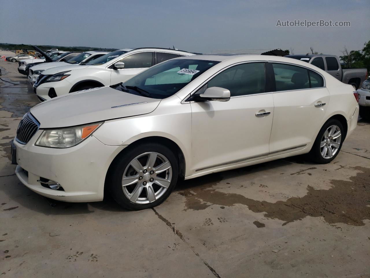 2013 Buick Lacrosse Premium Beige vin: 1G4GF5G33DF211010