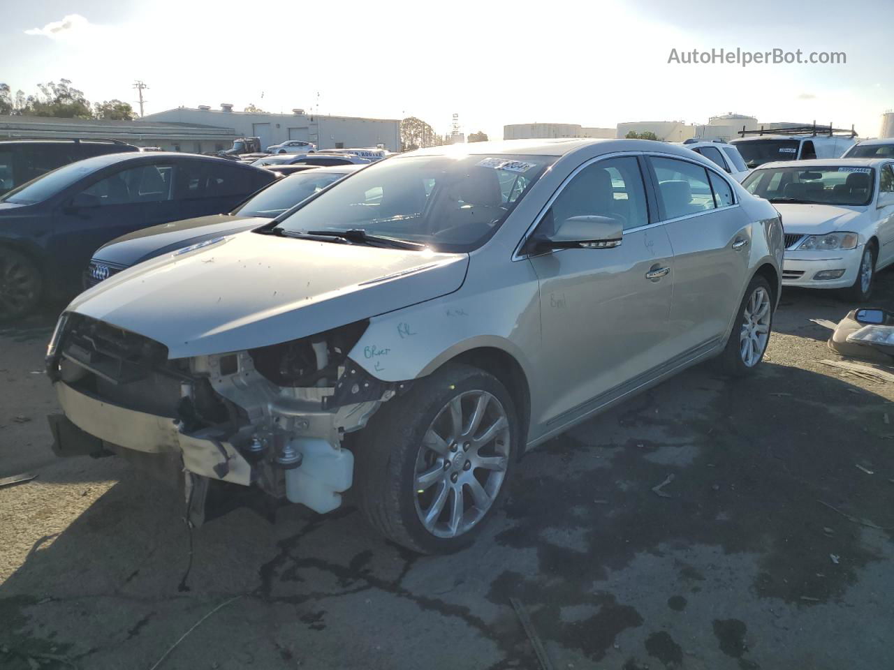 2013 Buick Lacrosse Touring Tan vin: 1G4GJ5G35DF230284