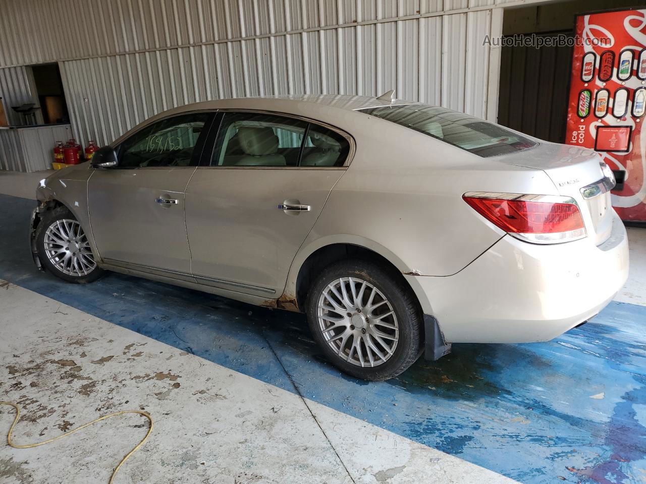 2013 Buick Lacrosse  Beige vin: 1G4GL5E30DF164255