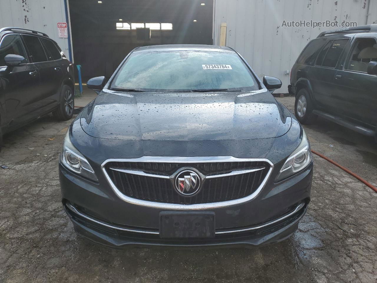 2017 Buick Lacrosse Essence Charcoal vin: 1G4ZP5SS0HU170356