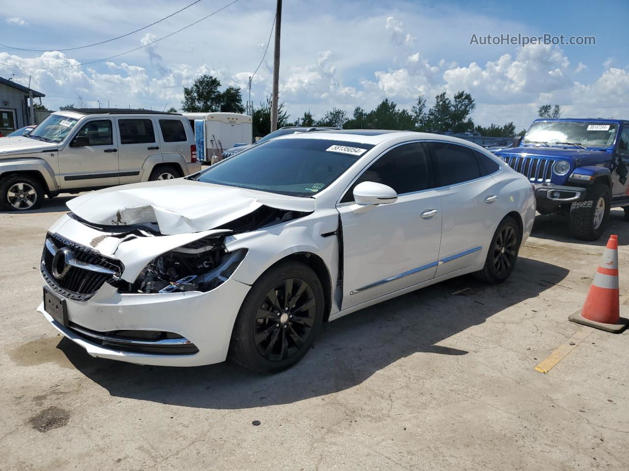 2017 Buick Lacrosse Essence White vin: 1G4ZP5SS1HU159768