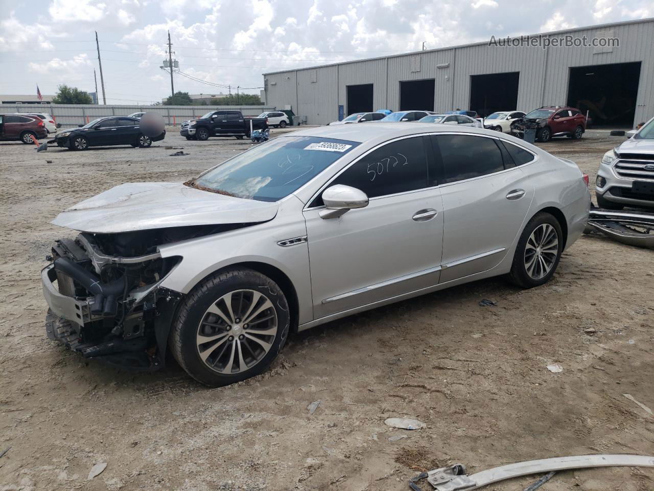 2017 Buick Lacrosse Essence Silver vin: 1G4ZP5SS1HU179079