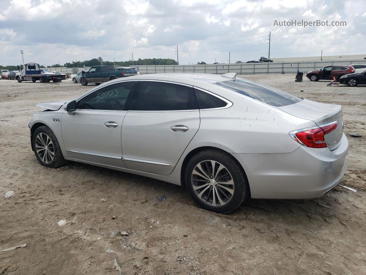 2017 Buick Lacrosse Essence Silver vin: 1G4ZP5SS1HU179079