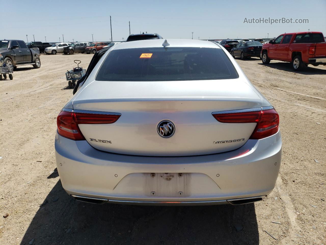 2017 Buick Lacrosse Essence Silver vin: 1G4ZP5SS2HU189040