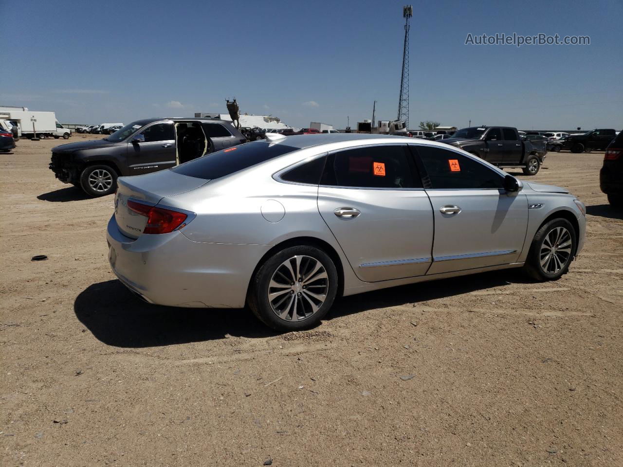 2017 Buick Lacrosse Essence Silver vin: 1G4ZP5SS2HU189040