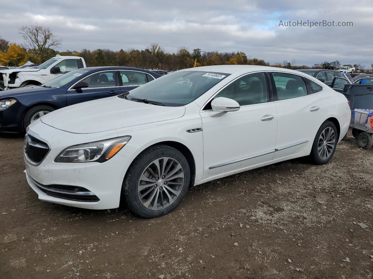 2017 Buick Lacrosse Essence White vin: 1G4ZP5SS2HU208220