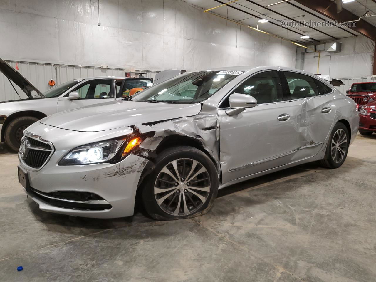 2017 Buick Lacrosse Essence Silver vin: 1G4ZP5SS4HU136257