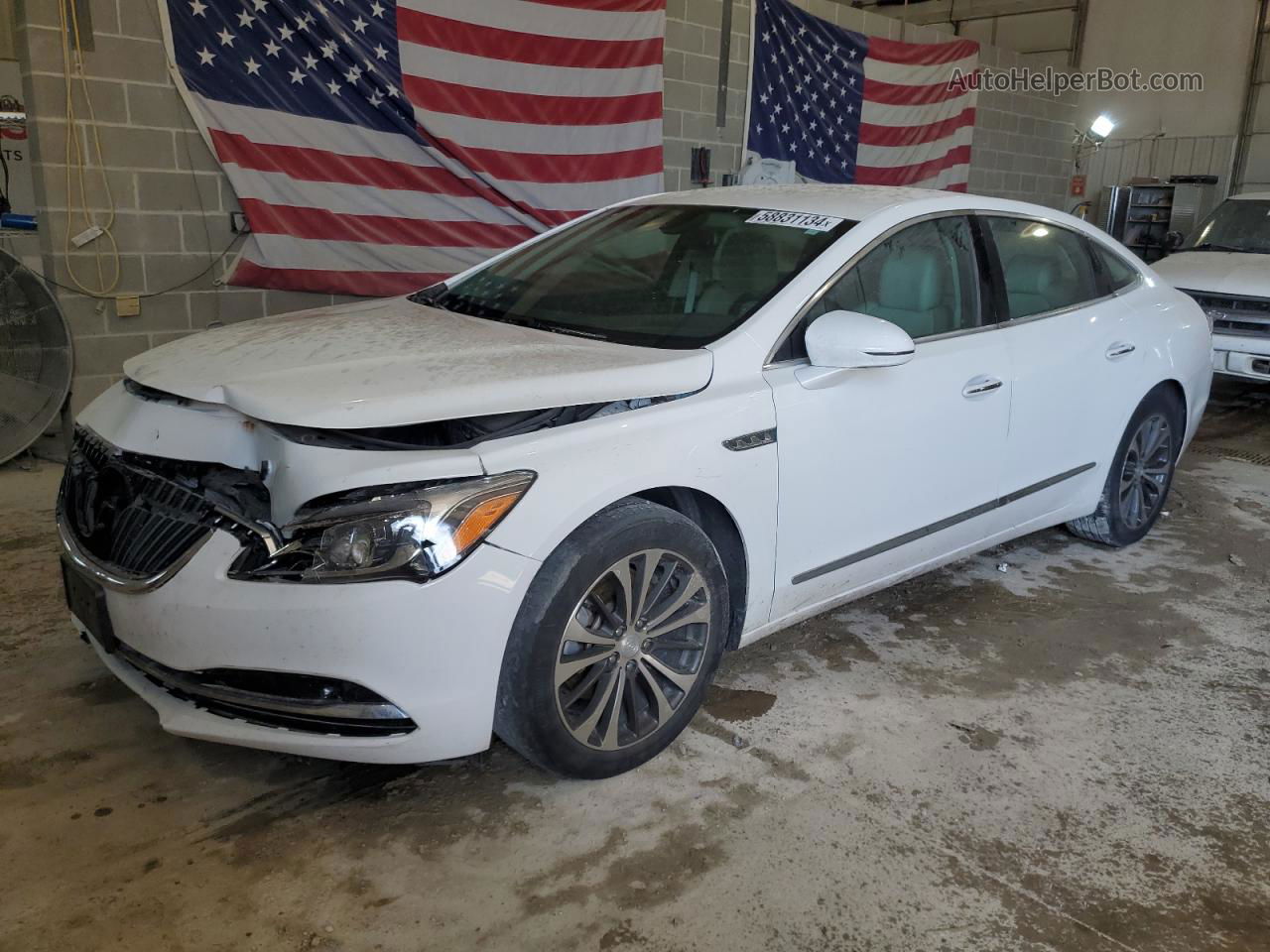 2017 Buick Lacrosse Essence White vin: 1G4ZP5SS4HU142060