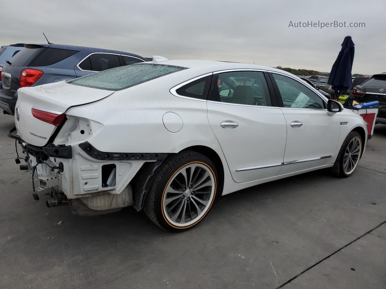 2017 Buick Lacrosse Essence White vin: 1G4ZP5SS4HU193056