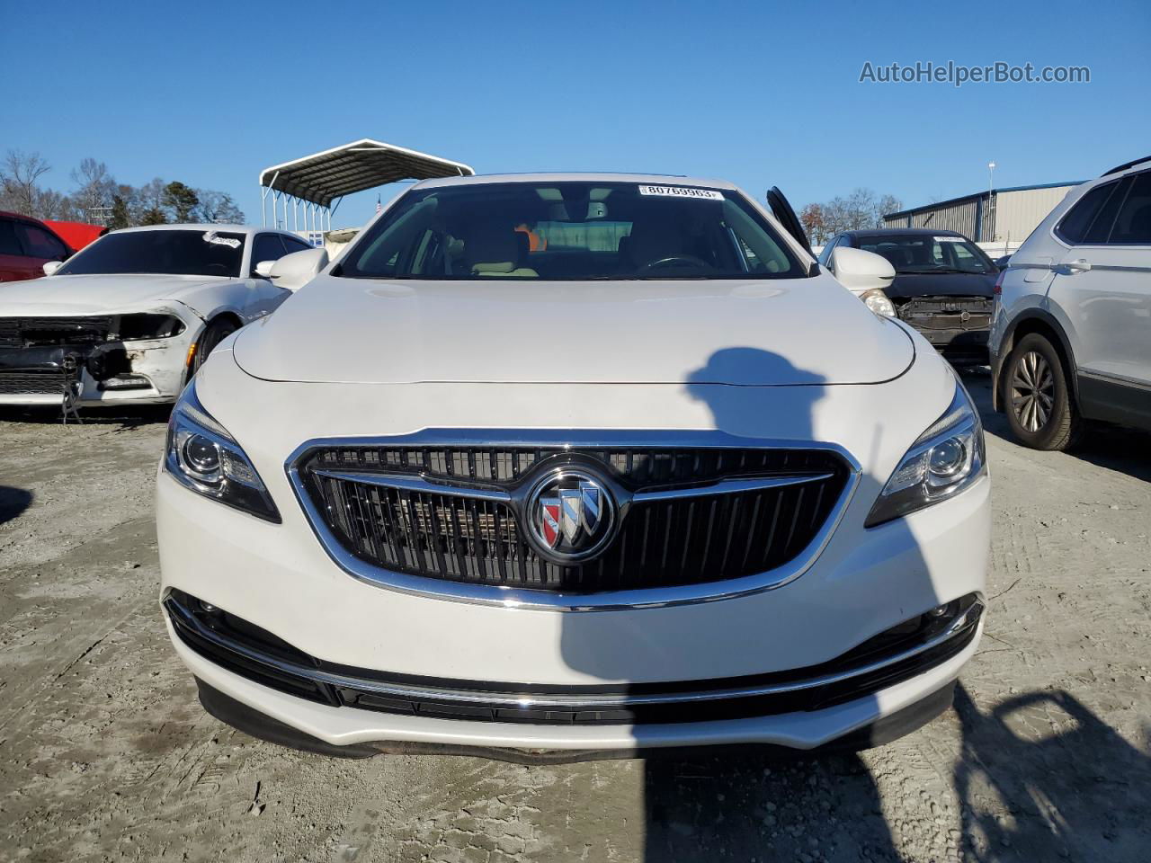 2019 Buick Lacrosse Essence White vin: 1G4ZP5SS5KU106224