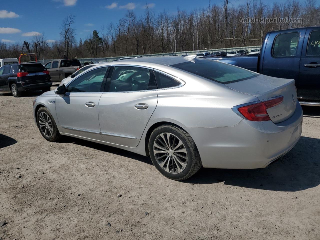 2017 Buick Lacrosse Essence Silver vin: 1G4ZP5SS6HU170944