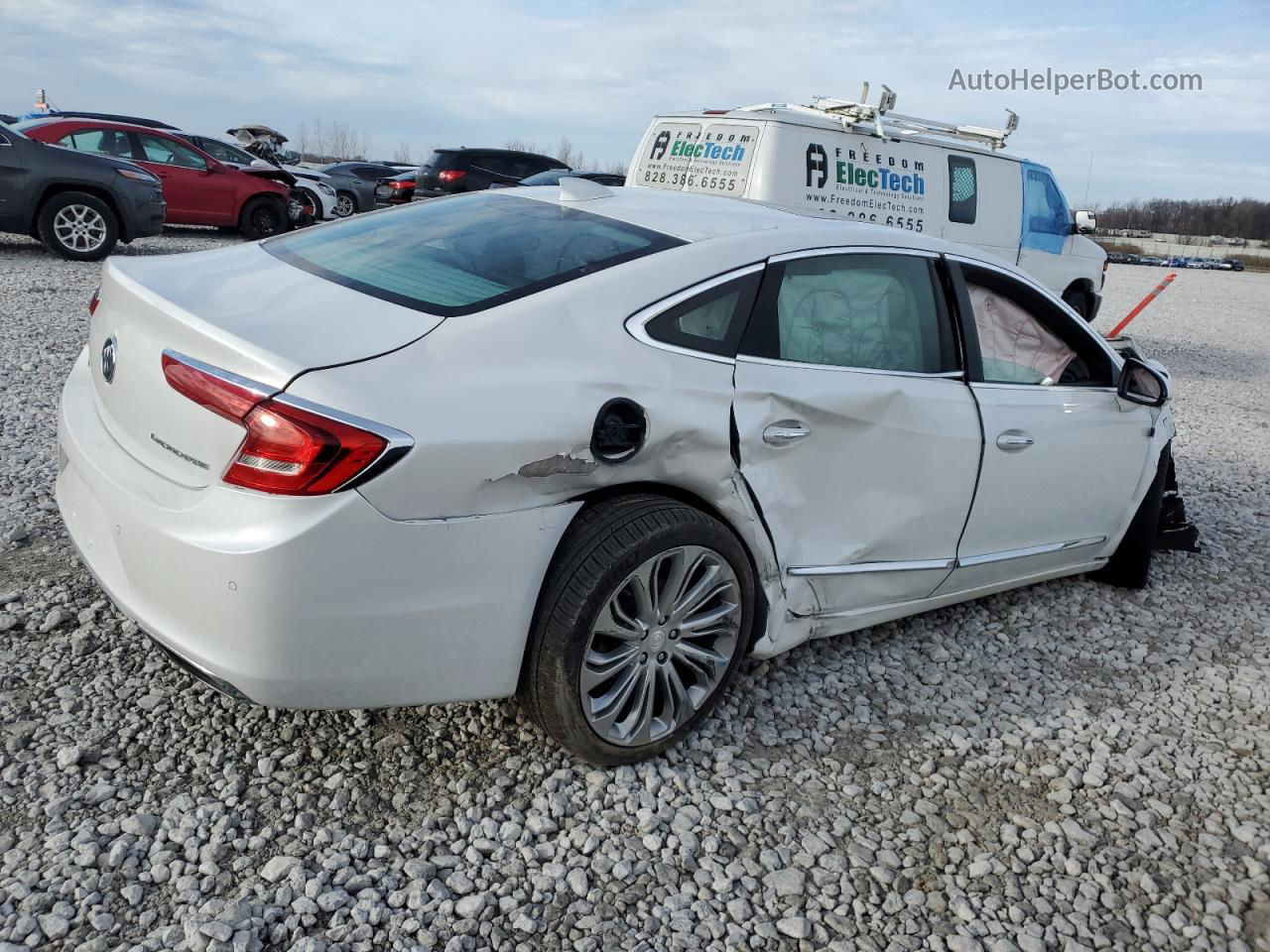 2017 Buick Lacrosse Essence White vin: 1G4ZP5SS7HU137967