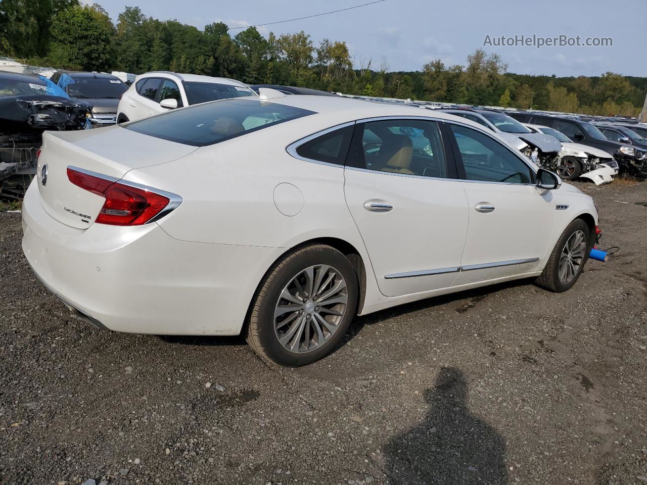 2019 Buick Lacrosse Essence Белый vin: 1G4ZR5SS2KU127400