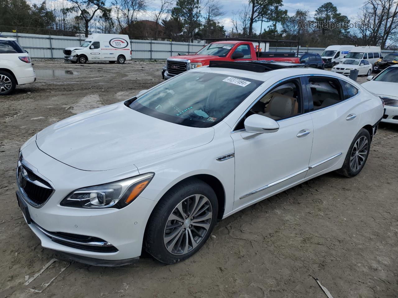 2017 Buick Lacrosse Premium White vin: 1G4ZR5SS4HU155627