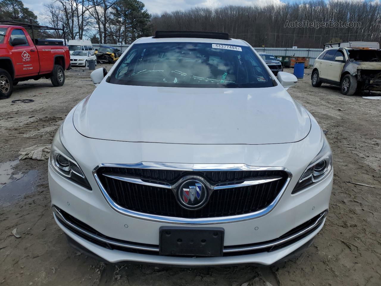 2017 Buick Lacrosse Premium White vin: 1G4ZR5SS4HU155627