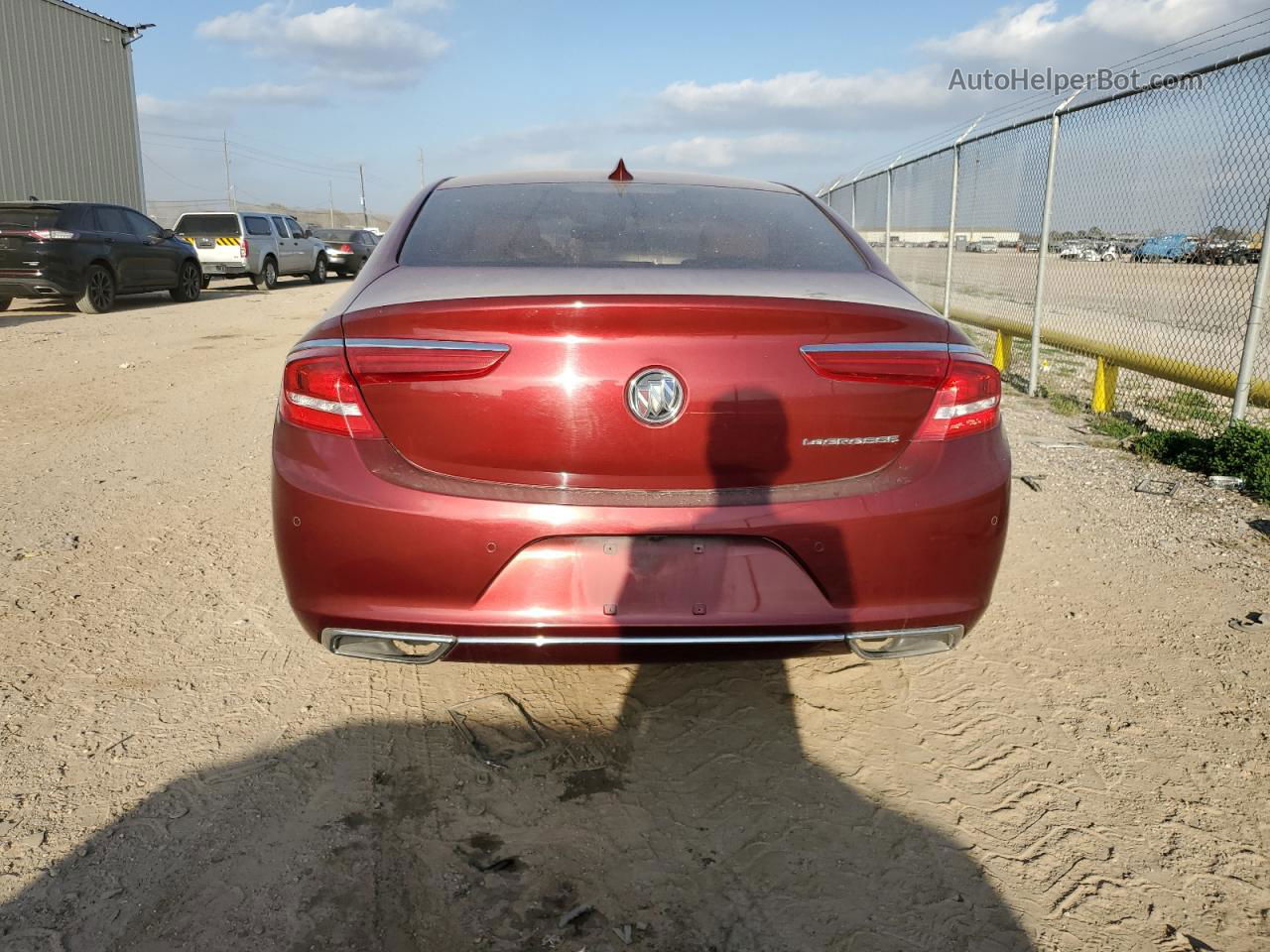 2017 Buick Lacrosse Premium Red vin: 1G4ZR5SS7HU133606