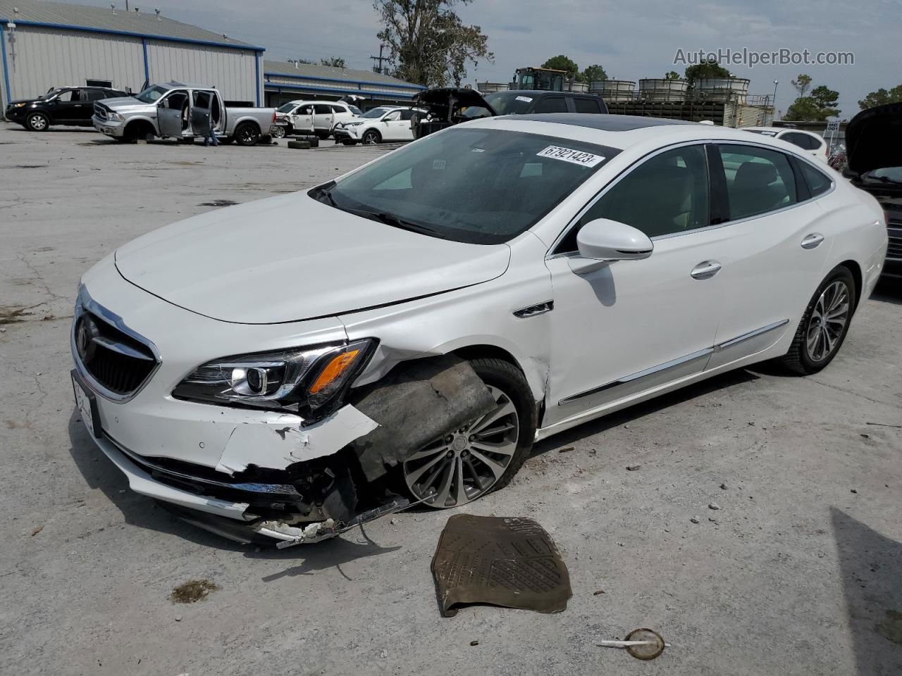 2017 Buick Lacrosse Premium White vin: 1G4ZR5SSXHU177583