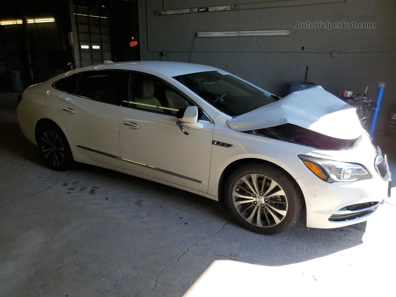 2017 Buick Lacrosse Premium White vin: 1G4ZS5SS0HU168590