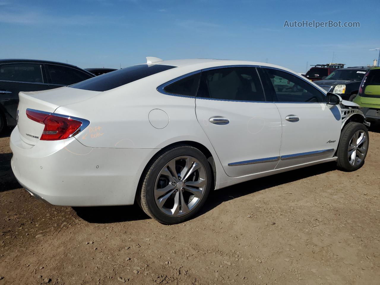 2019 Buick Lacrosse Avenir White vin: 1G4ZU5SS4KU126652