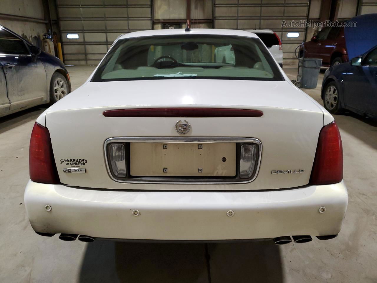 2005 Cadillac Deville  White vin: 1G6KD54Y05U104307