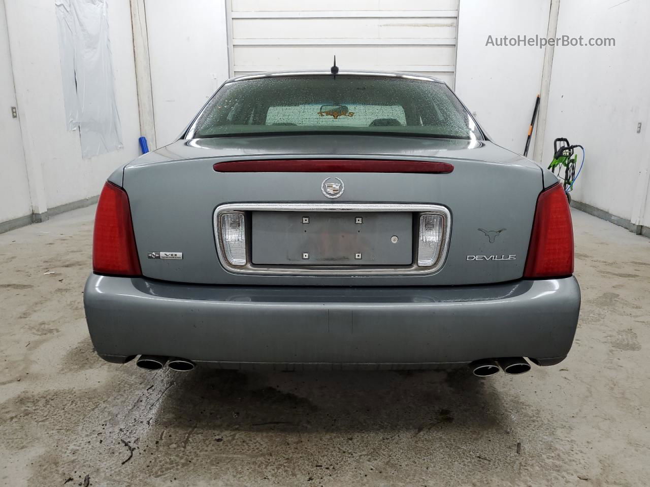 2005 Cadillac Deville  Серый vin: 1G6KD54Y15U239327