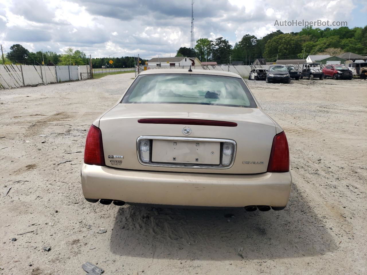 2005 Cadillac Deville  Tan vin: 1G6KD54Y15U252594