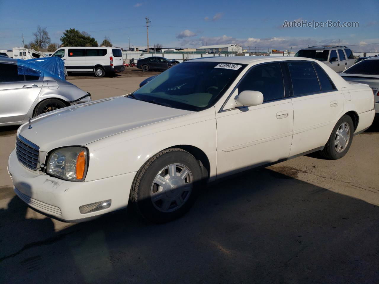 2005 Cadillac Deville  White vin: 1G6KD54Y35U144610