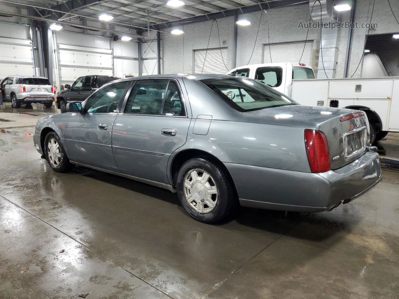 2005 Cadillac Deville  Gray vin: 1G6KD54Y35U208905