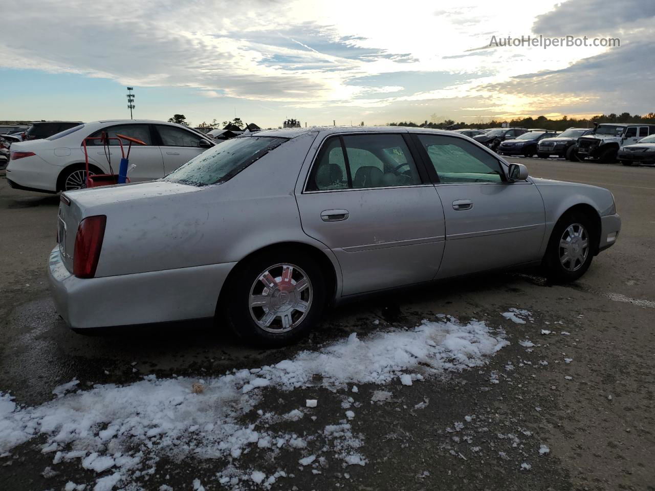 2005 Cadillac Deville  Серебряный vin: 1G6KD54Y35U239250