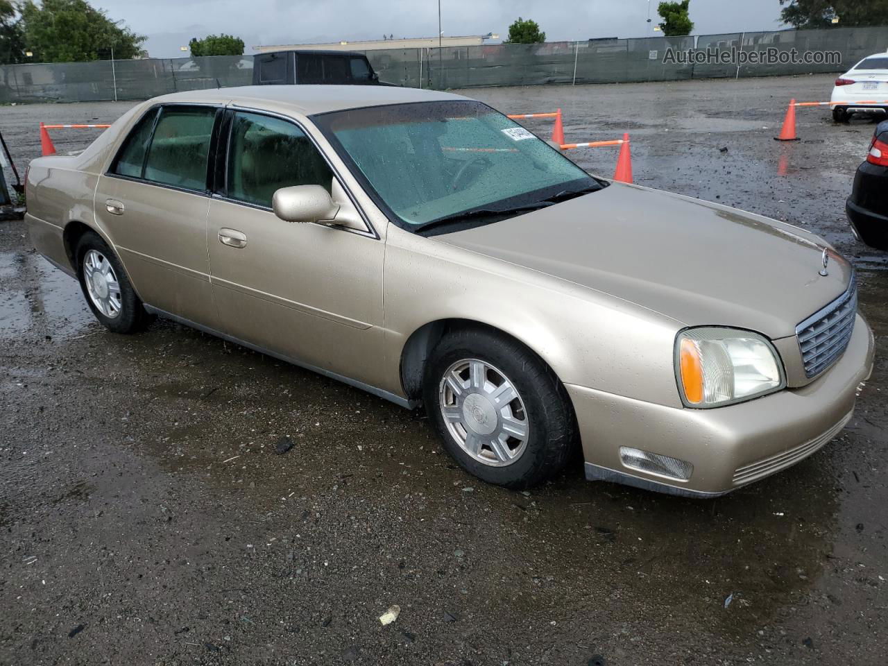 2005 Cadillac Deville  Gold vin: 1G6KD54Y55U149520