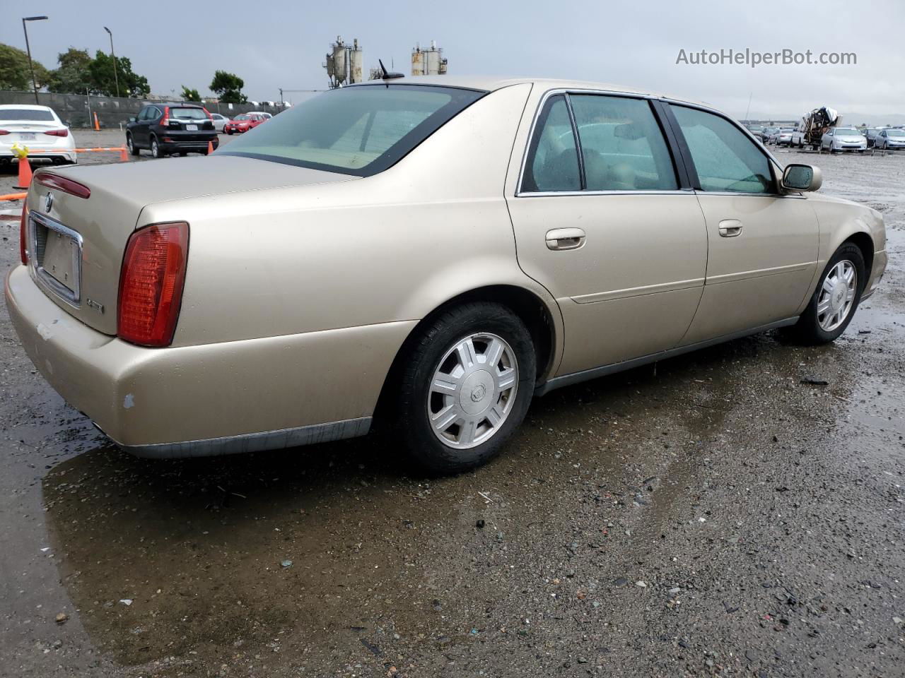 2005 Cadillac Deville  Gold vin: 1G6KD54Y55U149520