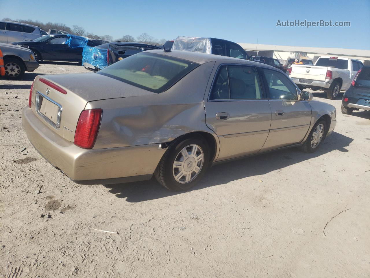 2005 Cadillac Deville  Gold vin: 1G6KD54Y55U257779